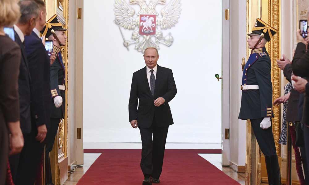 PUTIN-asume